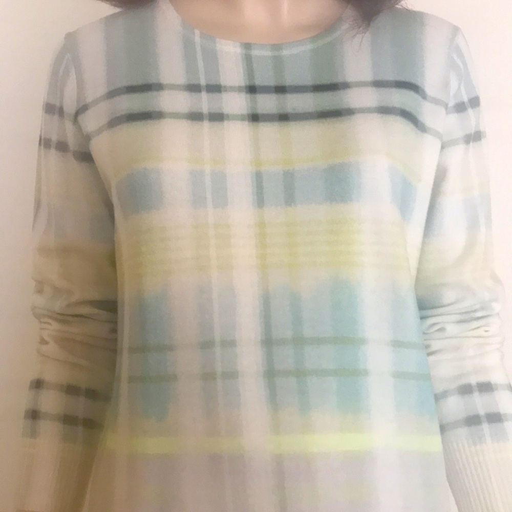 ST JOHN Cashmere Sweater Size M - Picture 3 of 8